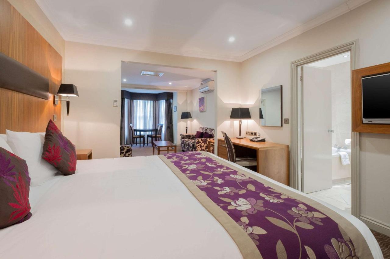 Ramada By Wyndham Cheltenham Golden Valley Exteriér fotografie